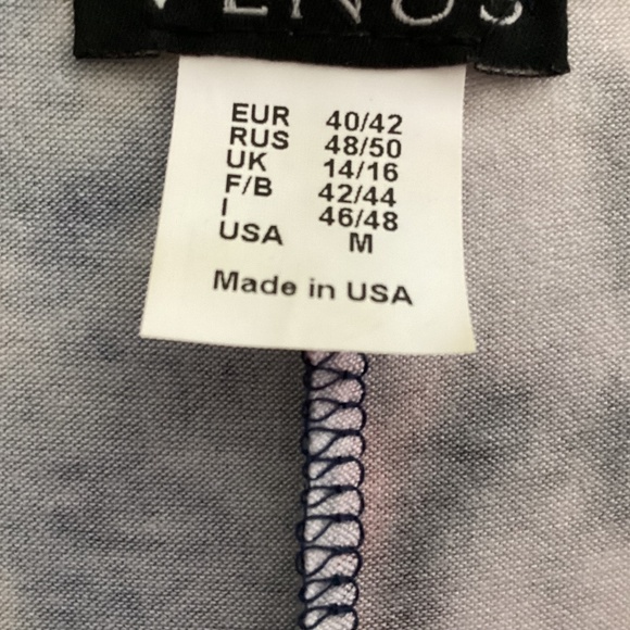 Unique top with beading on front Venus Clothing - Picture 3 of 6